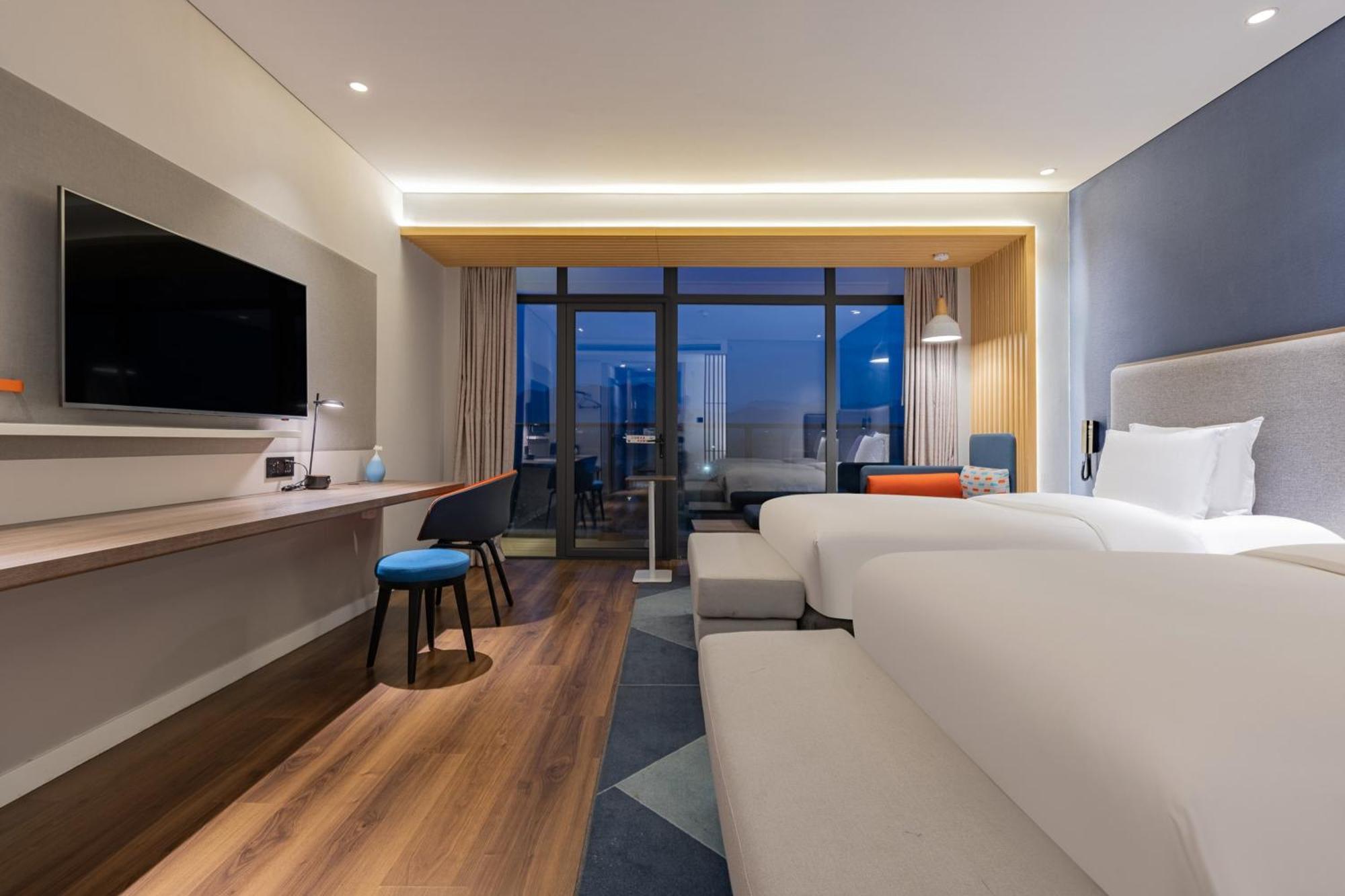 Holiday Inn Express Yichang Riverside By Ihg מראה חיצוני תמונה