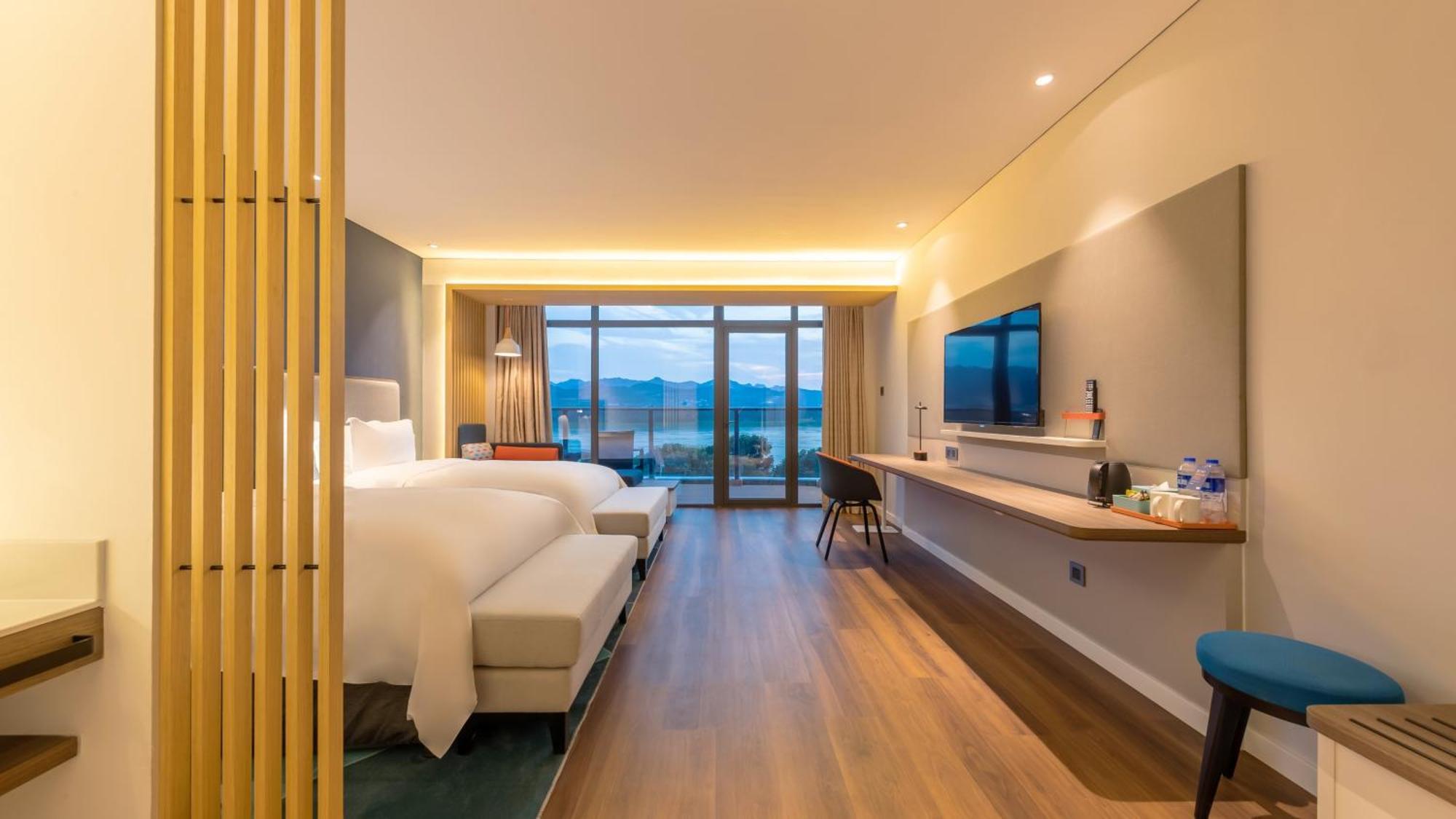 Holiday Inn Express Yichang Riverside By Ihg מראה חיצוני תמונה